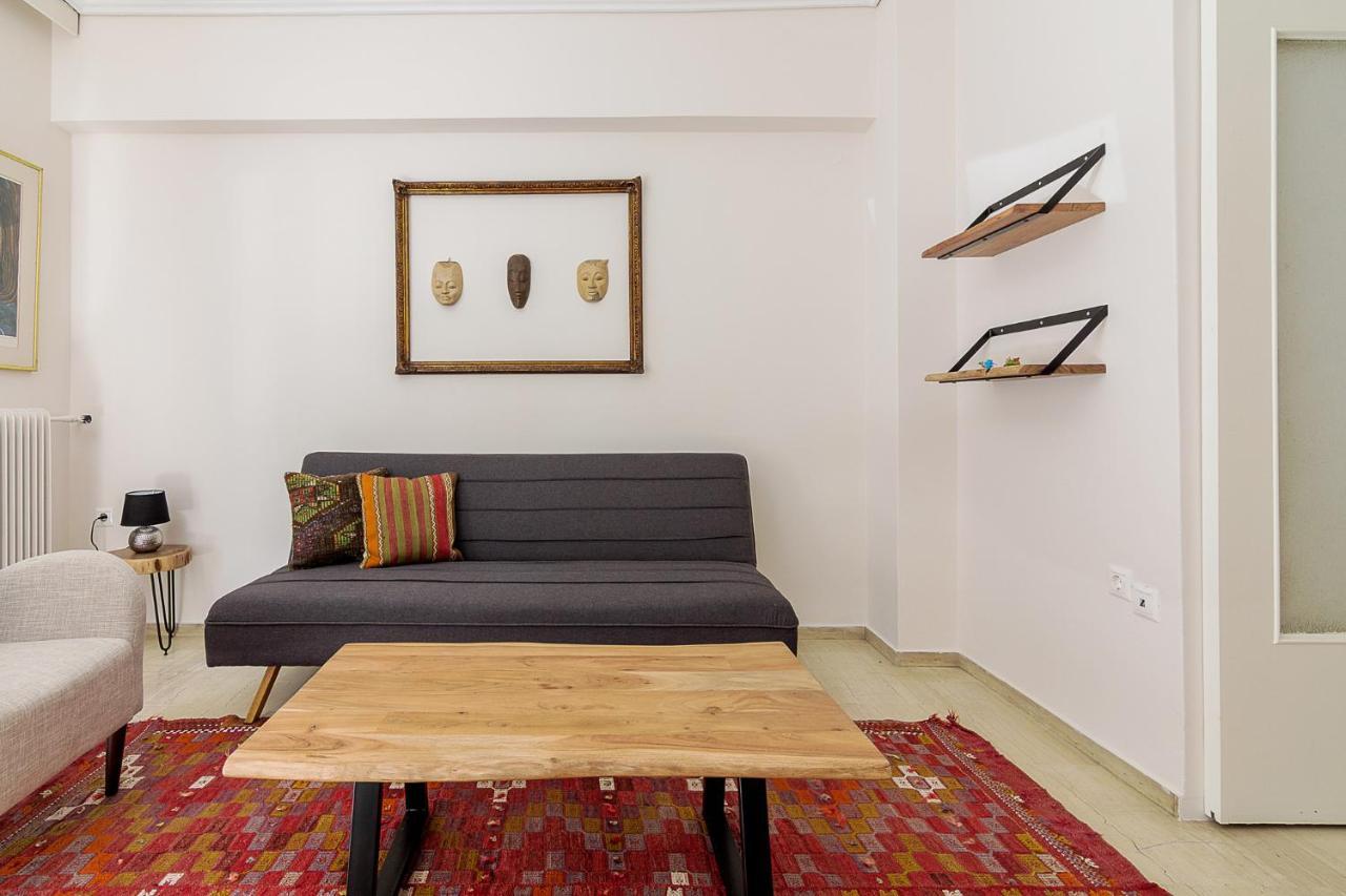 A Modern 2-Bedroom Apartment Near Areios Pagos Atenas Exterior foto